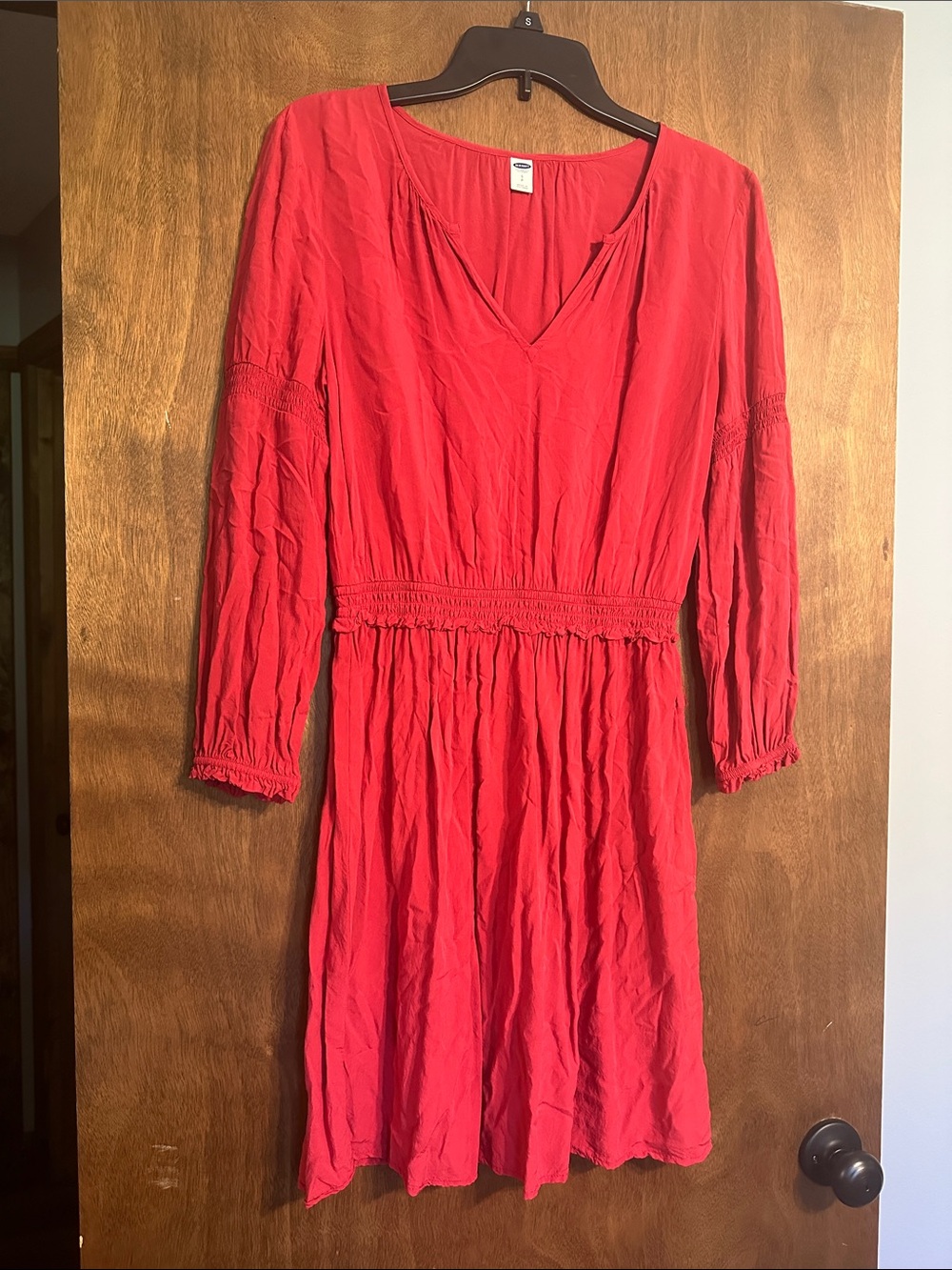 Old Navy Red Long Sleeve V-Neck Waist-Detail Dress